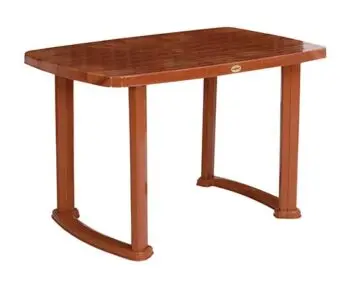 PLASTIC TABLE